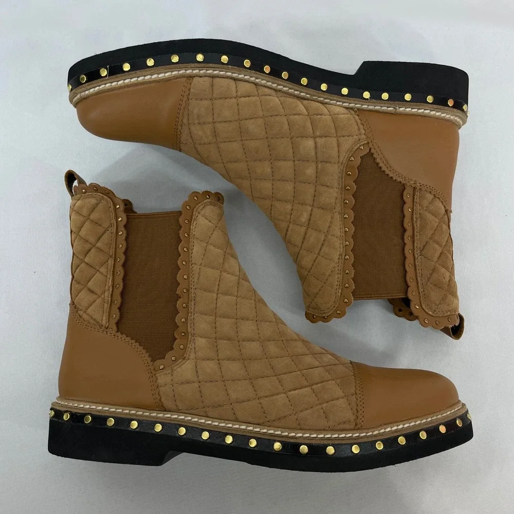 Free People Size 9 /39.5 Atlas Chelsea Booties Tan Quilted Suede Studded Leather